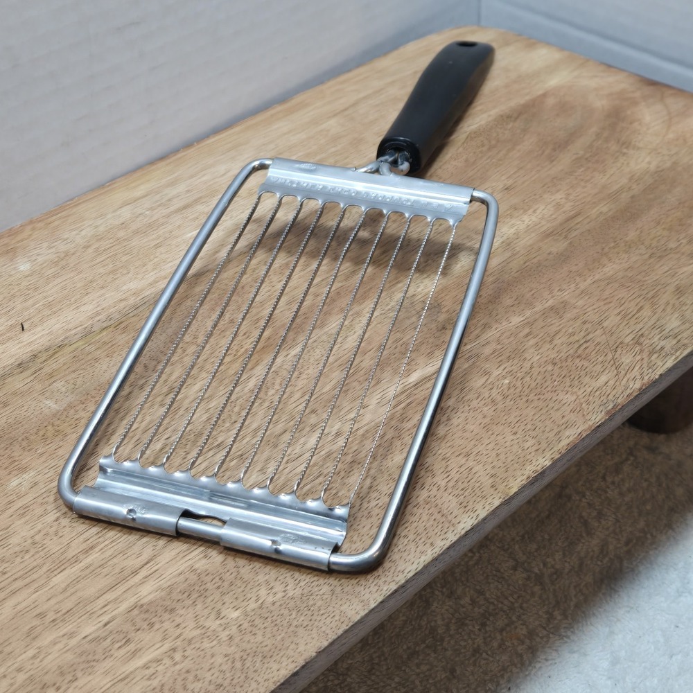 Vintage Ekco Stainless Steel Wire Egg Tomatoe  Slicer Cutter Kitchen Tool USA